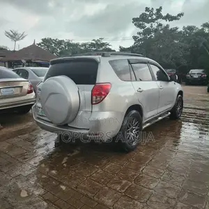Toyota RAV4 2008 Silver
