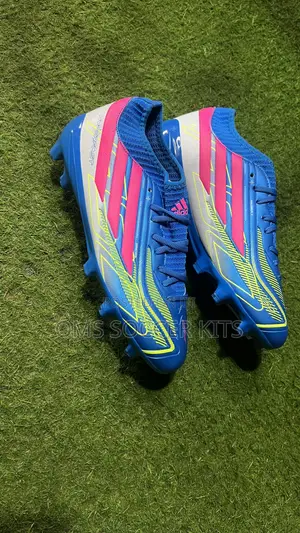 Adidas Hyperfast Football Boots (Blue, Size 40)