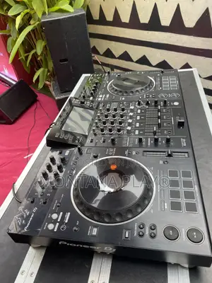 Siyar da Pioneer XDJ-XZ DJ Controller