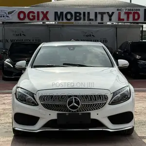 2016 Mercedes-Benz C300 4Matic - Amfani da Kasashen Waje