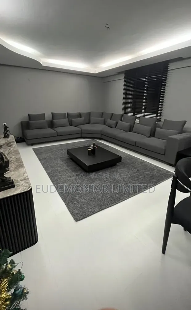 Interior Colour Coordination & Decorative Wall Styling - 1