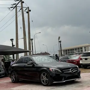 2015 Mercedes-Benz C400 4Matic AWD Sedan
