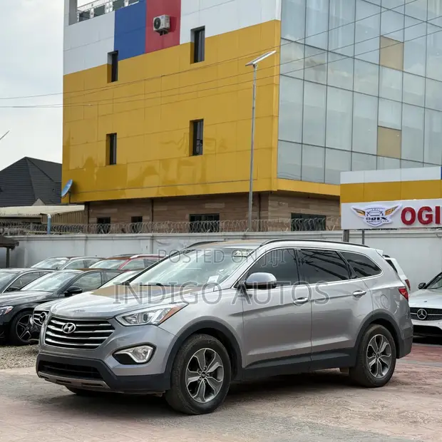 2016 Hyundai Santa Fe - Foreign Used - 1