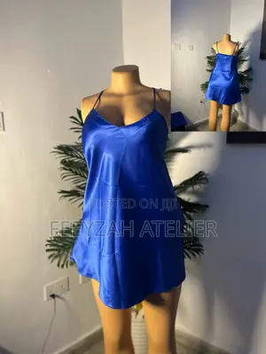 Suturar Dare ta Siliki - Thrifted