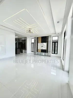 5 Bedroom Duplex a Ajah Don Siyarwa