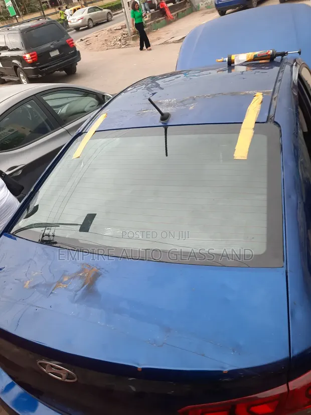 Sabon Gilashin Baya na Hyundai Accent 2018 - 1