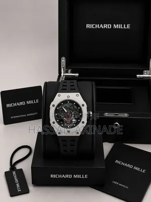 Nassah Concepts Sporty Rubber Strap Watch