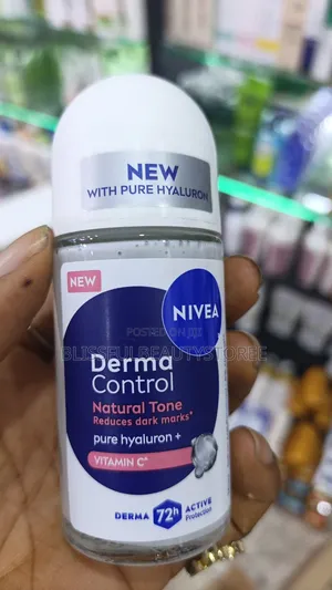 Nivea Derma Control Natural Tone Roll-On
