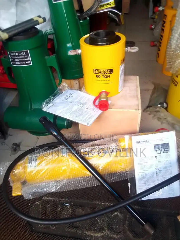 50T Hydraulic Cylinder Jack (Model: RSC-501) - 1