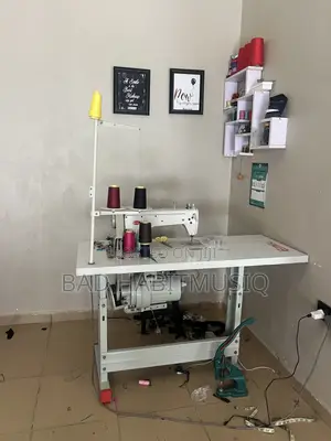 EMel EM 8500 Injin Dinki Masana'antu