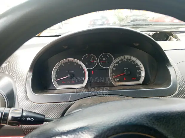 Chevrolet Aveo 2009 Red - 1