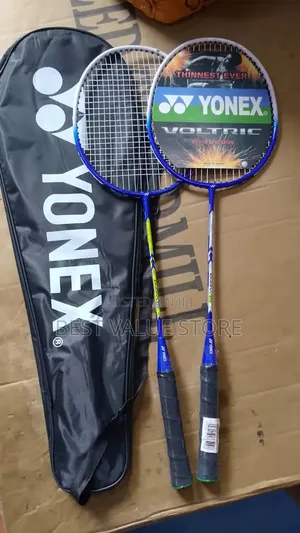 Yonex 2-in-1 Raket Badminton da Jakarsa