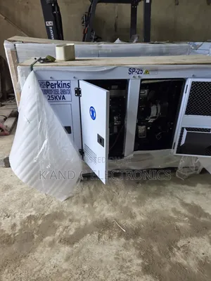 Jirgin Perkins 25kVA na Dizal mai sauti