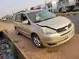 Toyota Sienna 2006 Zinariya - 2