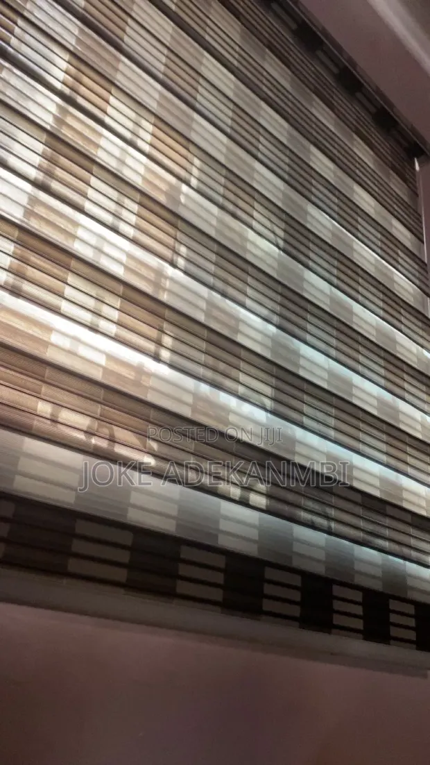 2 Used Home Interiors Window Blinds (5.5ft x 5.5ft) - 1