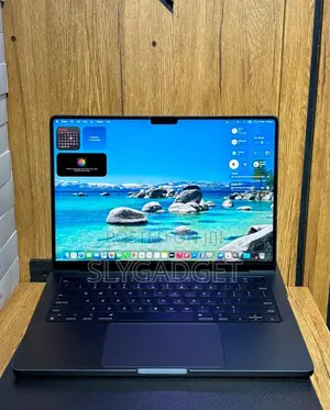 Apple MacBook Pro 14" M5 Pro 24GB RAM 1TB SSD
