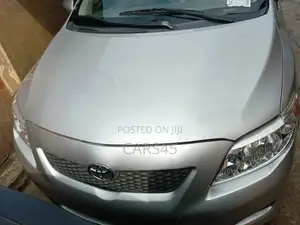 Toyota Corolla 2009 Silver