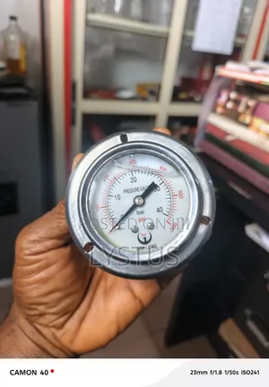 Jian Long Liquid-Filled Pressure Gauge (0-40 Bar / 0-600 PSI)