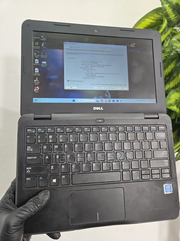 Dell Latitude 3190 Laptop - 8GB RAM, 128GB SSD - 1