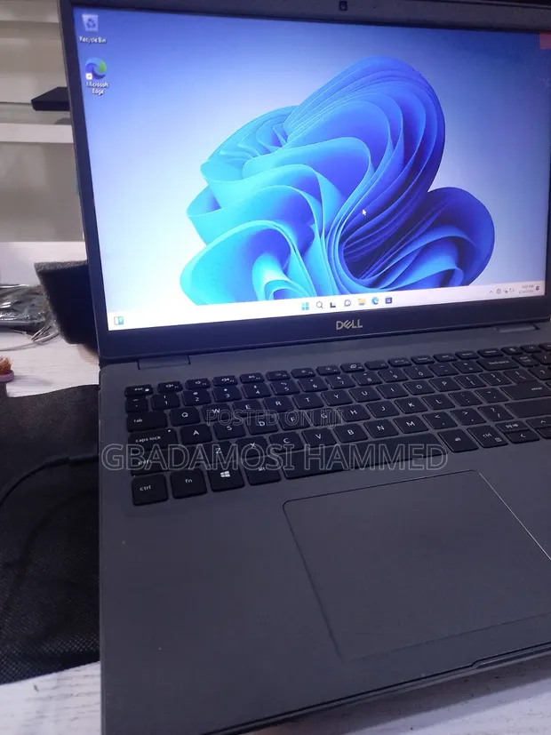 Dell Latitude 3510 Laptop - 8GB RAM, 512GB SSD - 1