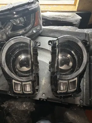 Range Rover Defender Full Headlights (Used)