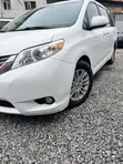 Toyota Sienna XLE 7-Fitar Da Zama Ta 2012 - 1