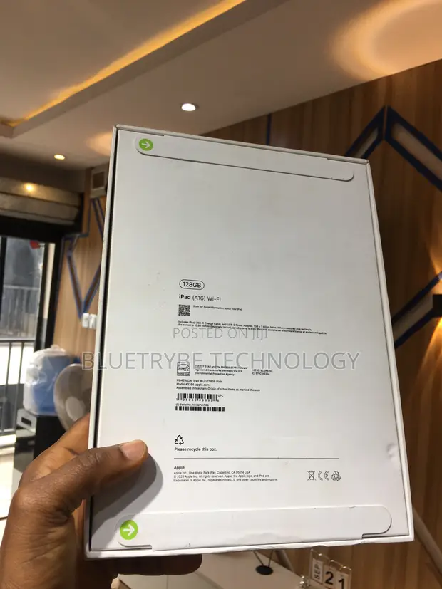 New Apple iPad (2025) 128GB Pink - 1