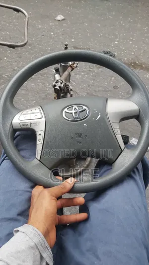 Madafun Jirgin Toyota Camry (2008-2010)