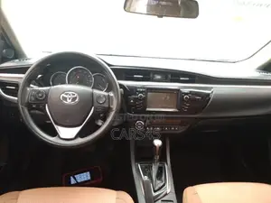 Toyota Corolla 2015 Blue