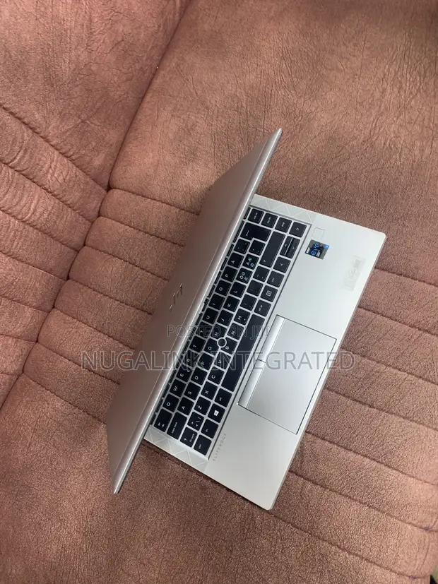 HP EliteBook 840 G8 Laptop (i5, 8GB RAM, 256GB SSD) - 1