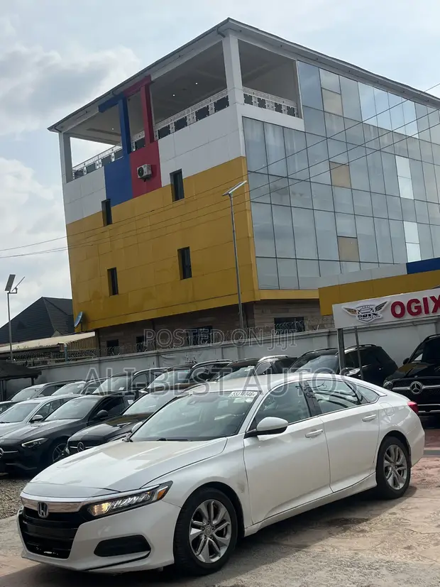 Honda Accord 2020 White - 1