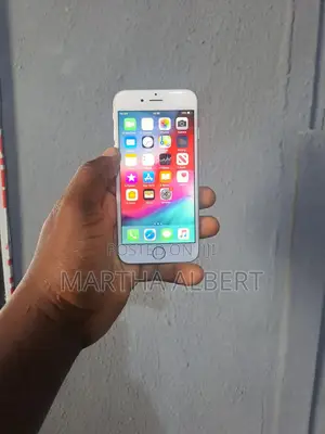 Apple iPhone 6 16GB Silver