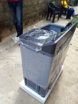 Brand New 8kg Synix Twin Tub Washing Machine with Spin