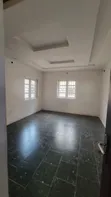 Gidan Sauyi 3 Bedroom a Magodo Isheri don Hayarwa - 4