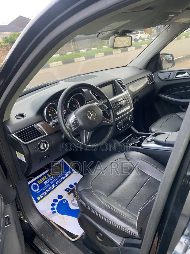 2013 Mercedes-Benz ML350 Black - 1