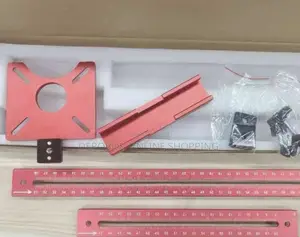 Adjustable Router Jig for Square Cuts