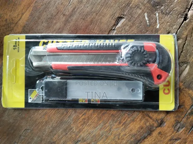 Brand New Manual Paper Cutter with Extra Blades - 1
