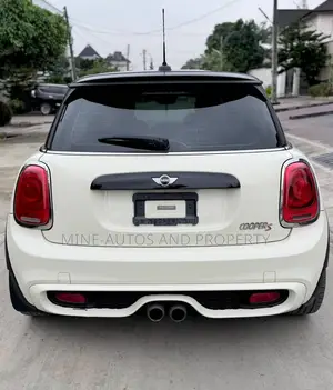 2016 Mini Cooper - American Spec, White