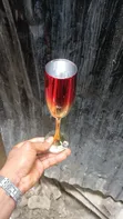 Kofunan Giya 6-in-1 na Hotel - 1