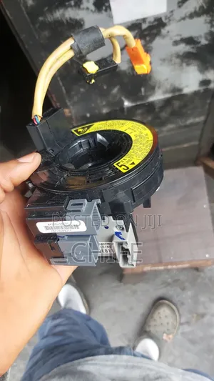 Toyota Sienna Horn, Airbag Control Module & Sensor (2004-2010)