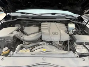 Toyota Land Cruiser 4.0 V6 GX-R 2014 Baki
