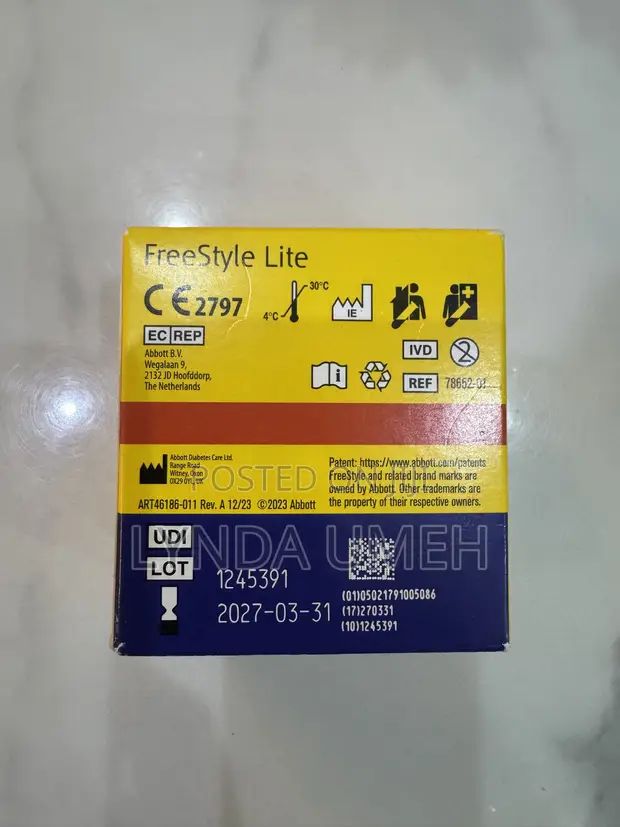 FreeStyle Lite Blood Glucose Test Strips - 50 Strips - 1