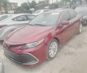2022 Toyota Camry LE Red - Foreign Used
