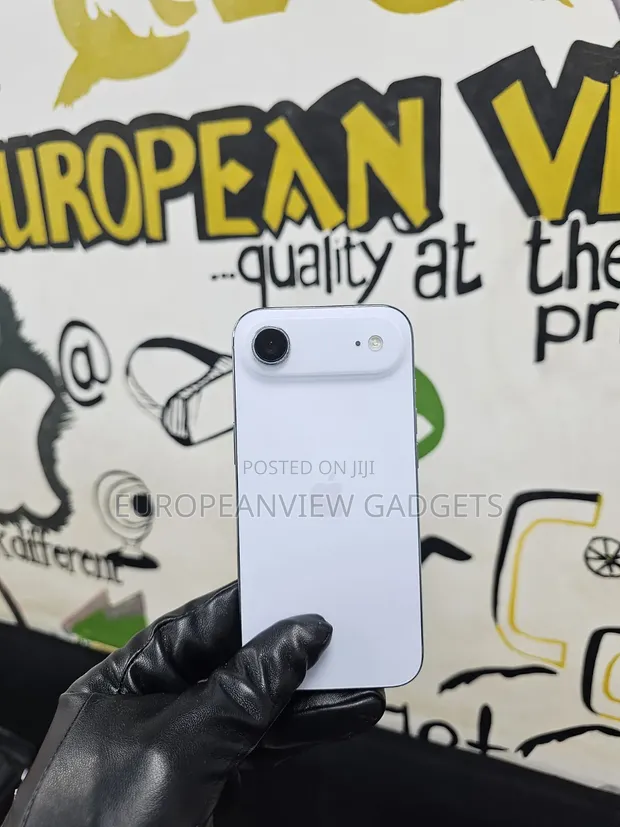 Apple iPhone Air 256GB White (Used) - 1