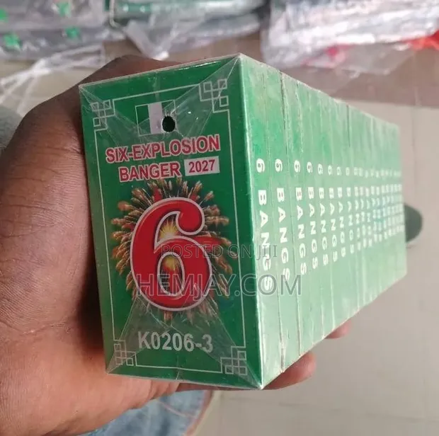 Pack Six Sounds Banger Fireworks (180pcs) - 1