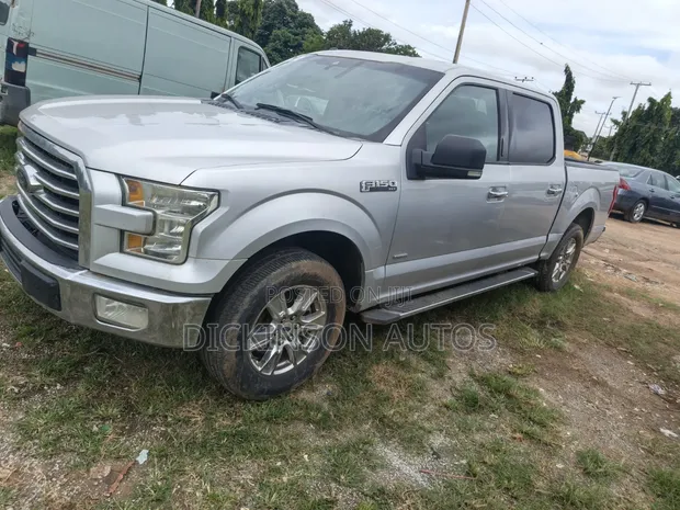 Ford F-150 2017 Silver - 1