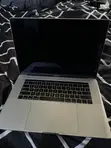 Apple MacBook Pro 2019 15" Intel Core i9 32GB RAM 1TB SSD - 4