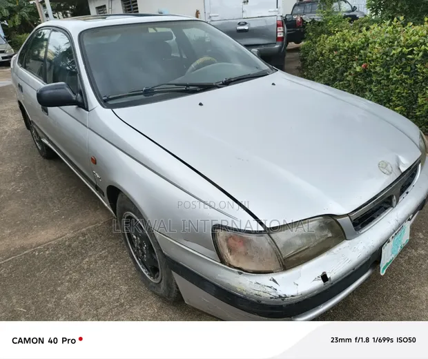 Toyota Carina 2001 Silver - 1