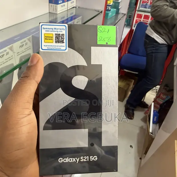 New Samsung Galaxy S21 5G 256GB - 1