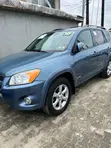 Toyota RAV4 2010 Blue - 4